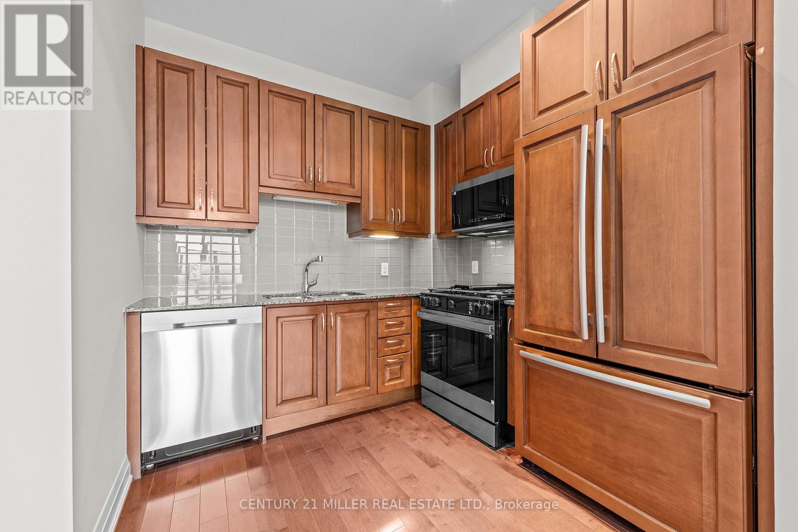 702 - 11 BRONTE ROAD, Oakville (BR Bronte), Ontario, L6L0E1 — Photo 13