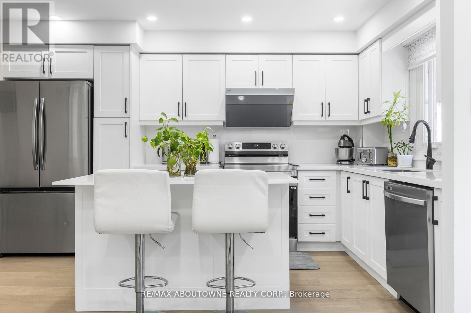 1118 AVONDALE DRIVE, Oakville (WC Wedgewood Creek), Ontario, L6H5L4 — Photo 13