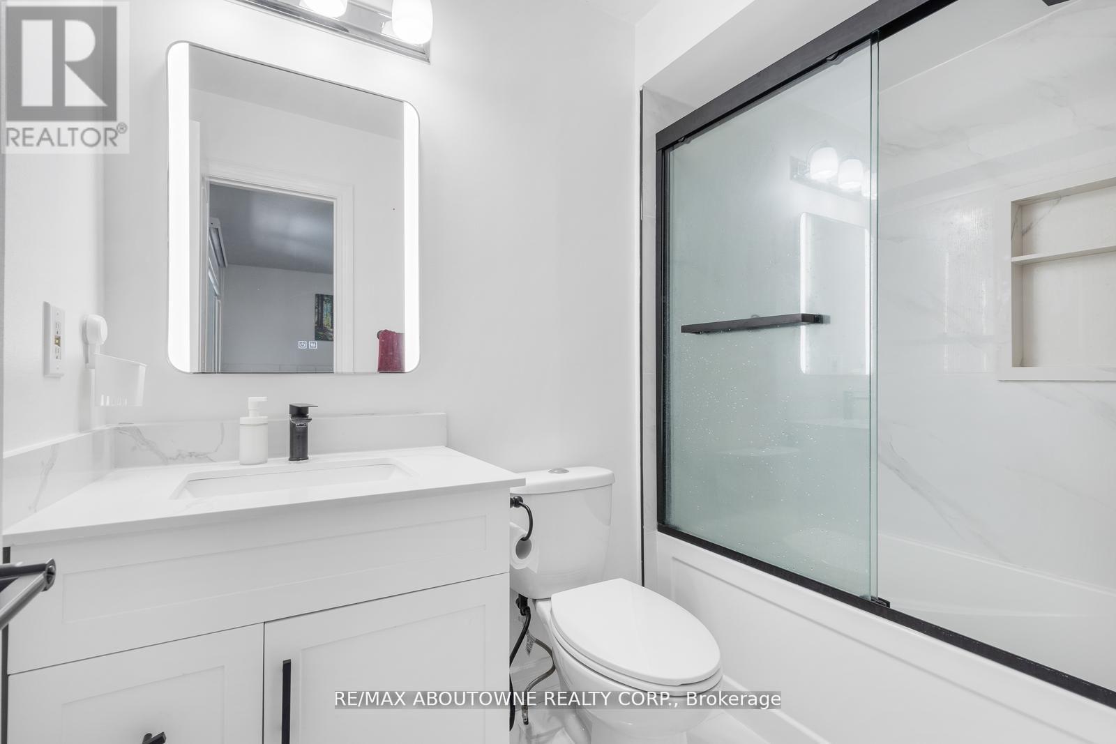 1118 AVONDALE DRIVE, Oakville (WC Wedgewood Creek), Ontario, L6H5L4 — Photo 21