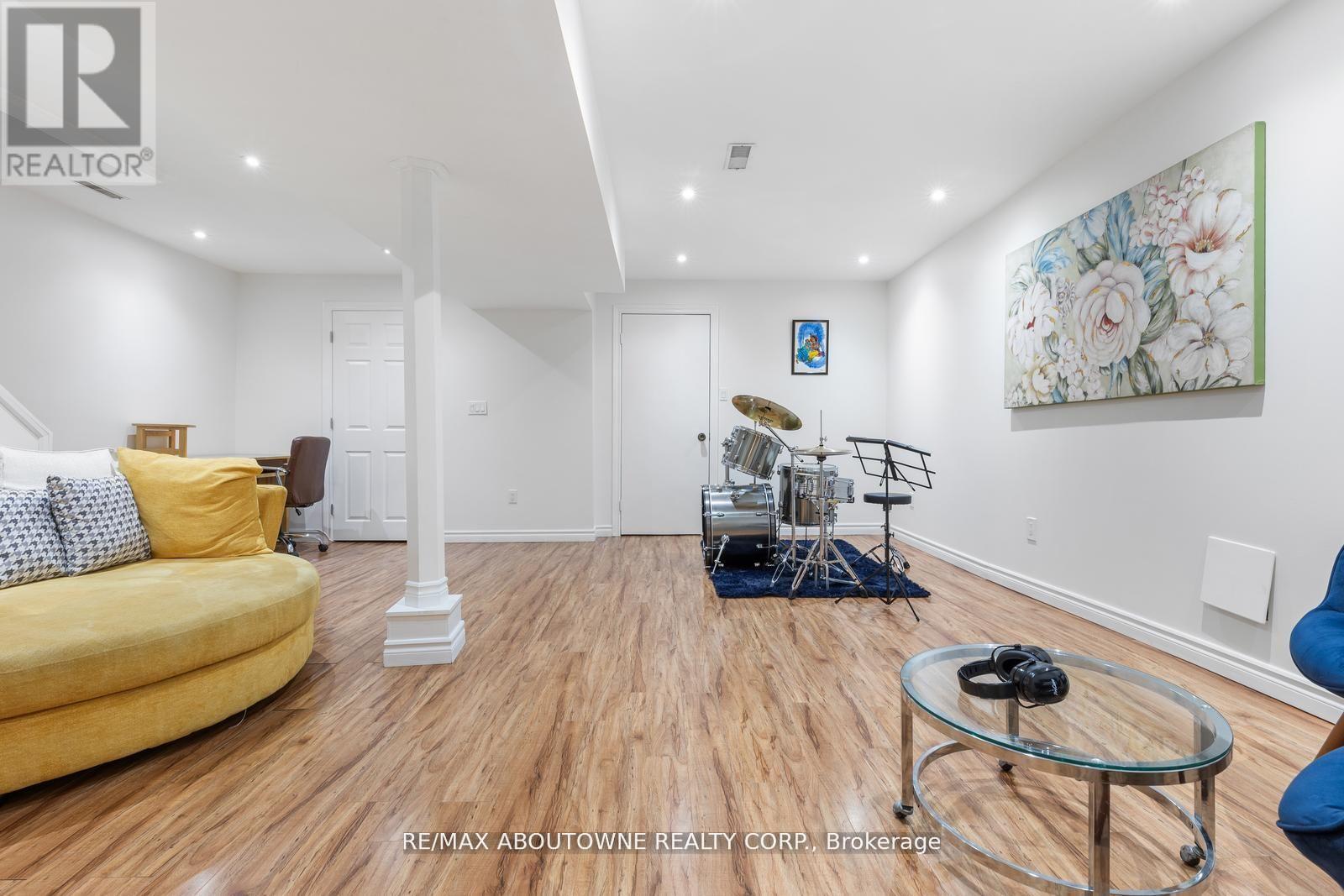 1118 AVONDALE DRIVE, Oakville (WC Wedgewood Creek), Ontario, L6H5L4 — Photo 27