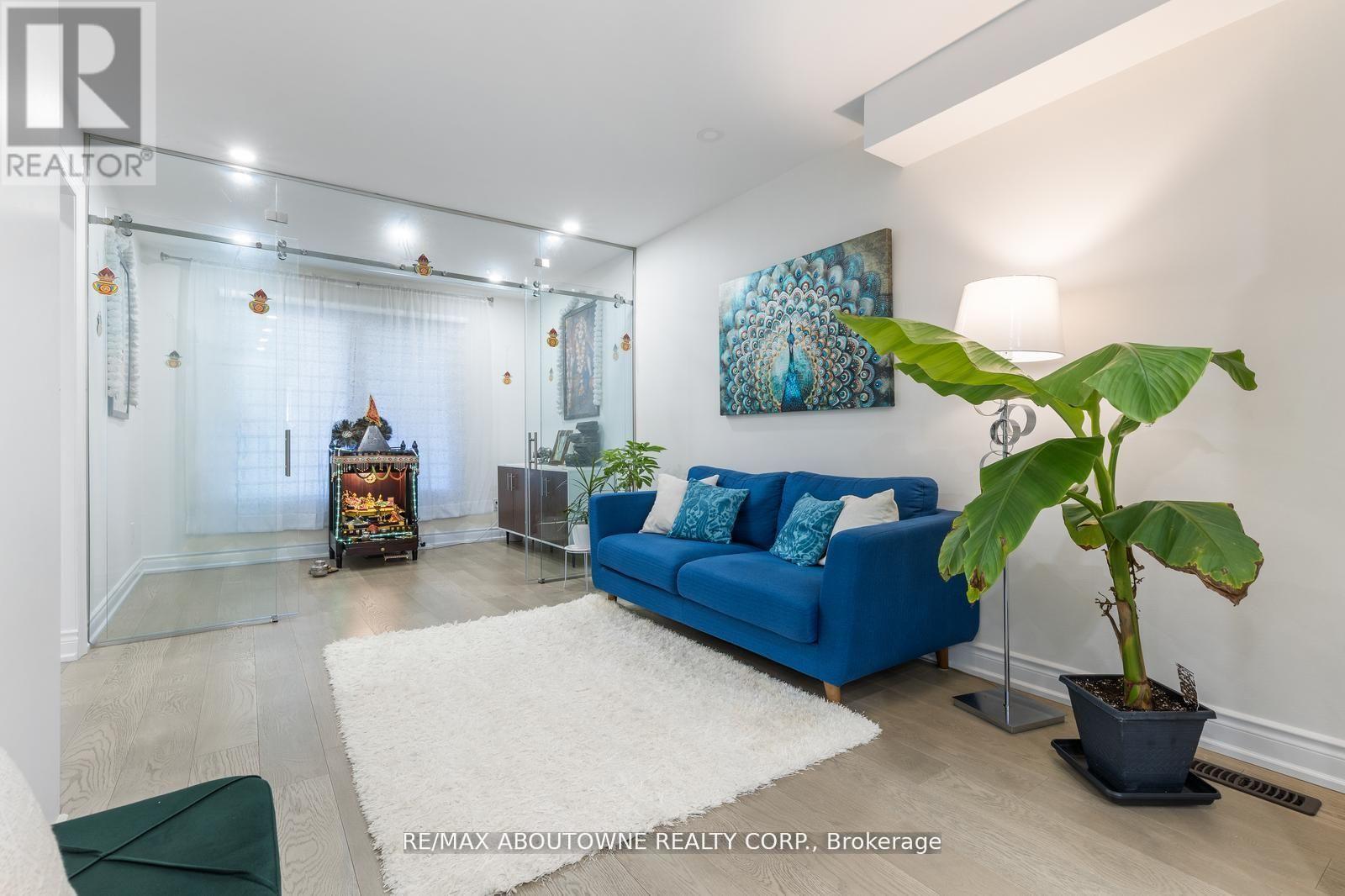 1118 AVONDALE DRIVE, Oakville (WC Wedgewood Creek), Ontario, L6H5L4 — Photo 9