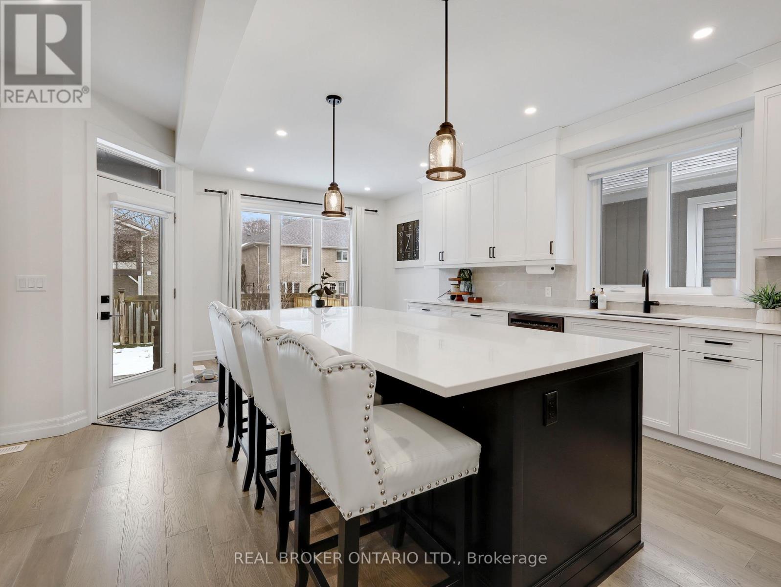 11 - 68 CEDAR STREET, Brant (Paris), Ontario, N3L0L4 — Photo 5