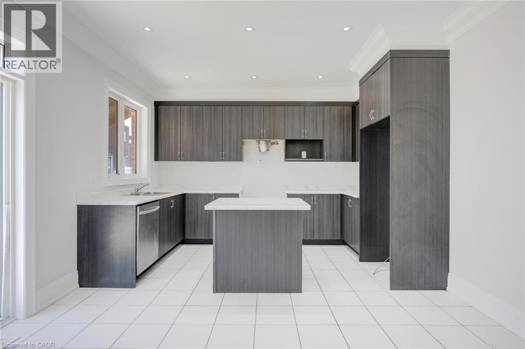 47 MONUMENT Trail, Brampton, Ontario, L7A4M9 — Photo 11