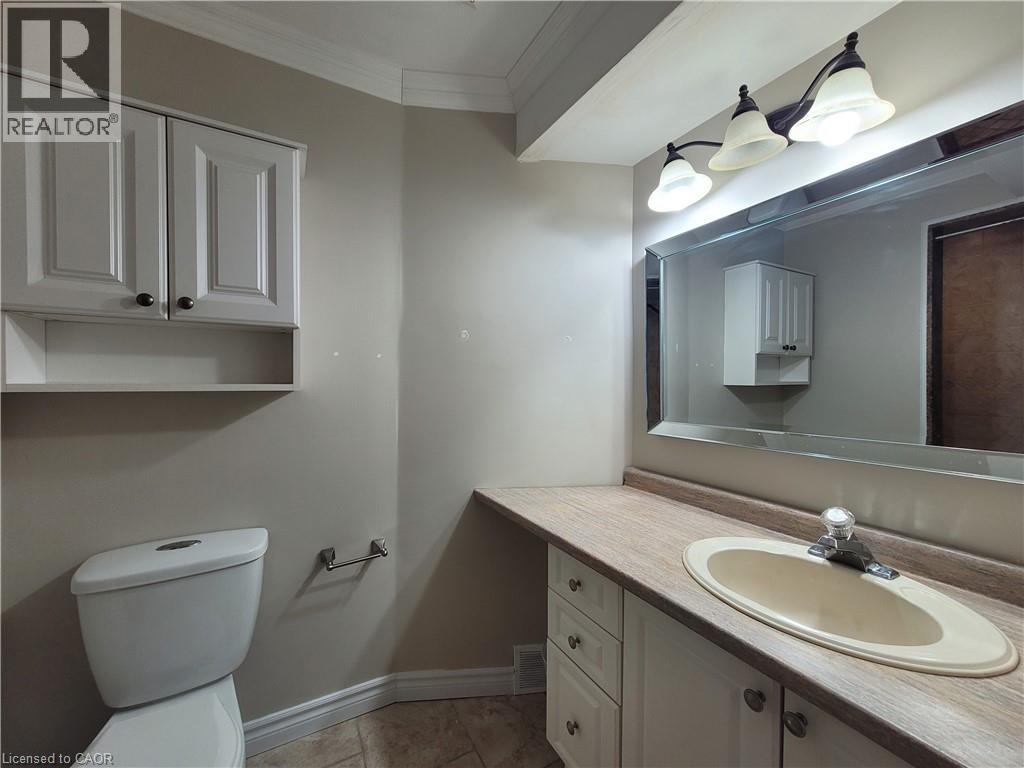 52 KITTYHAWK Drive Unit# Lower, Hamilton, Ontario, L9B2T2 — Photo 12