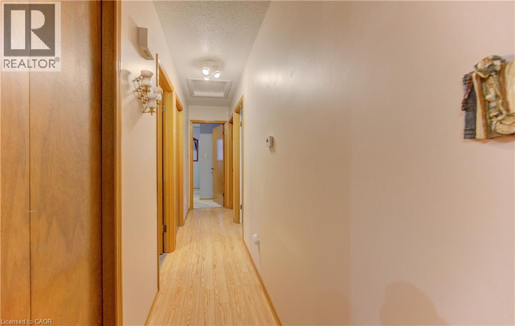 45 FIFTH Avenue, Kitchener, Ontario, N2C1P5 — Photo 11