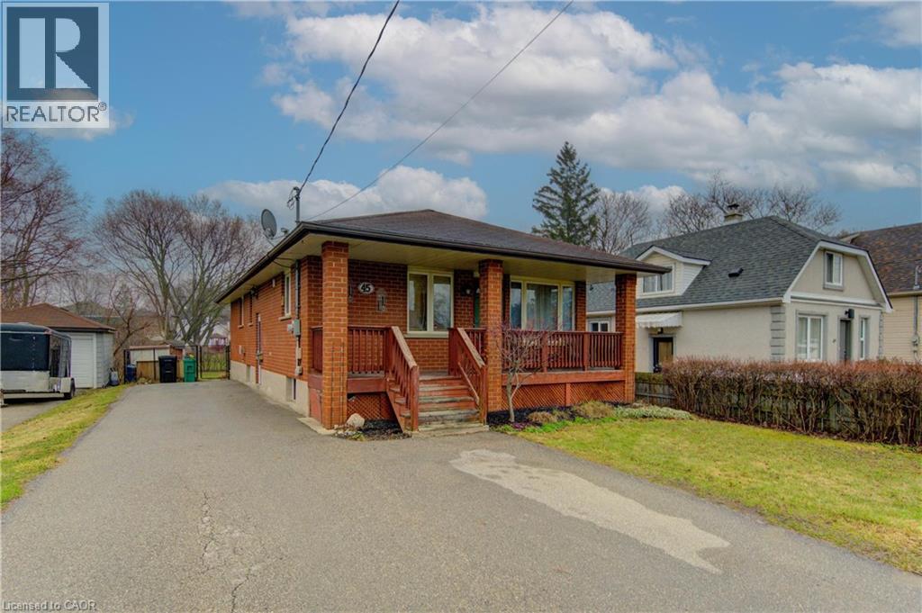 45 FIFTH Avenue, Kitchener, Ontario, N2C1P5 — Photo 2