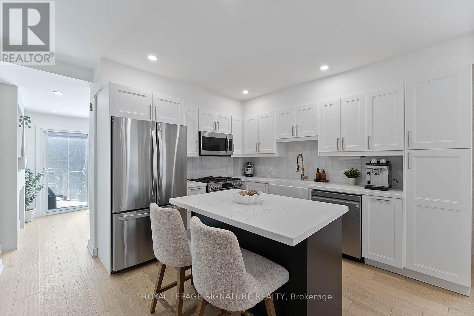 530 LAUDER AVENUE, Toronto (Oakwood Village), Ontario, M6E3J4 — Photo 12