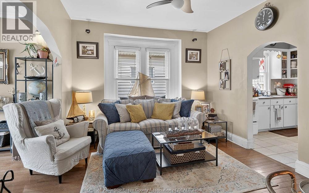 924 MARENTETTE AVENUE, Windsor, Ontario, N9A2A3 — Photo 10