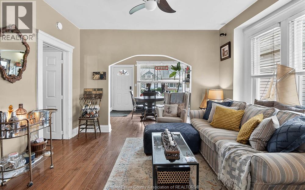 924 MARENTETTE AVENUE, Windsor, Ontario, N9A2A3 — Photo 11