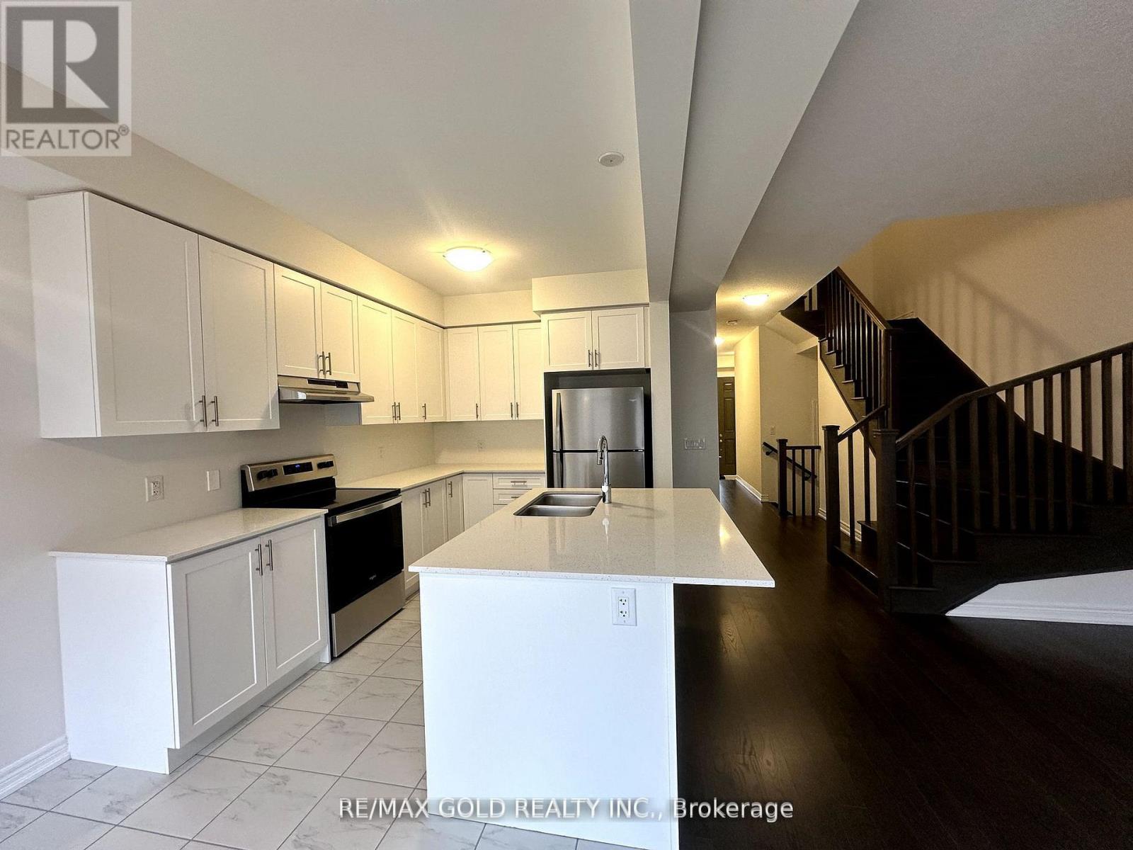 147 BROADACRE DRIVE, Kitchener, Ontario, N2R0S5 — Photo 4