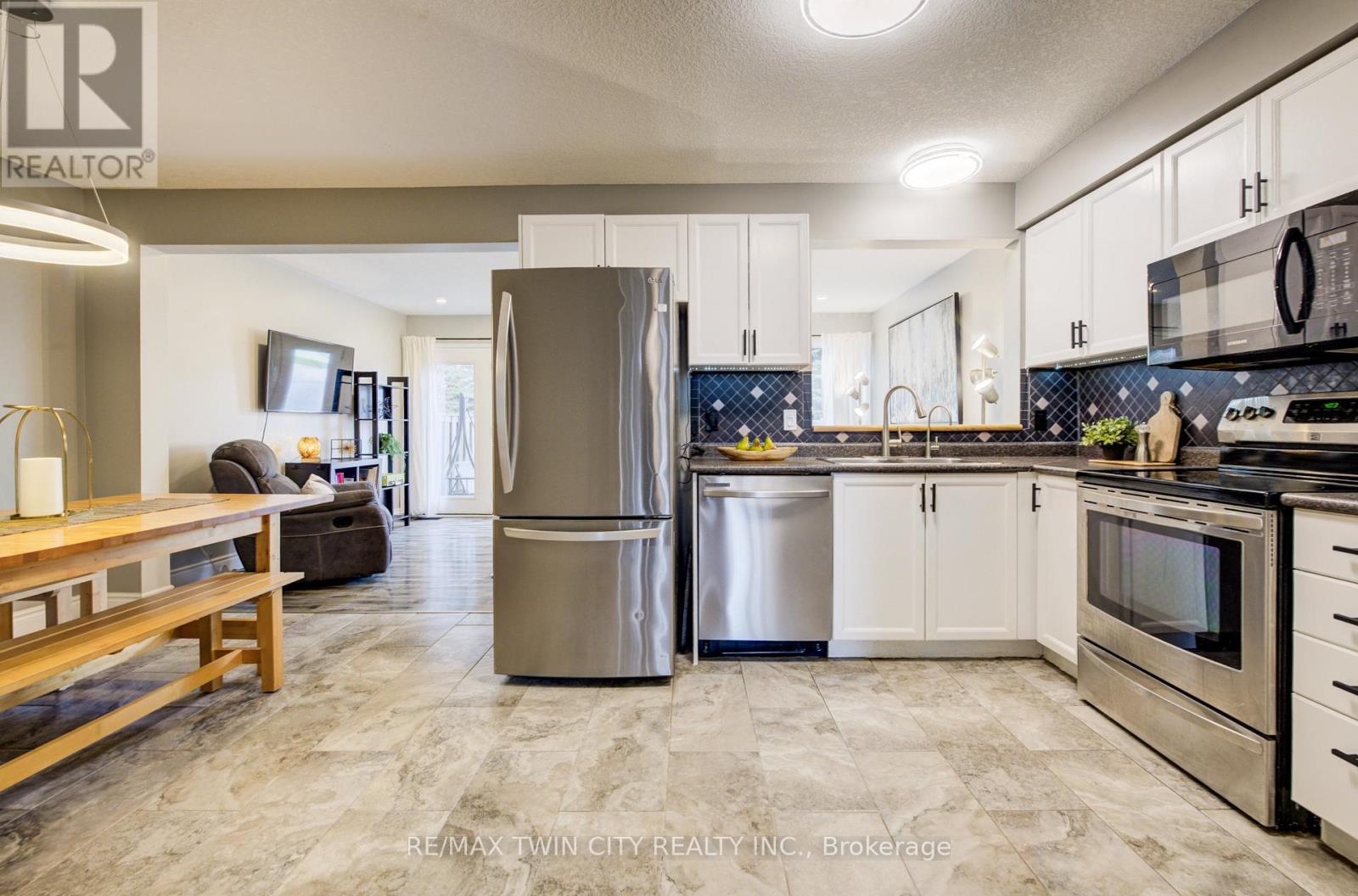 444 ANNAPOLIS COURT, Waterloo, Ontario, N2K4E7 — Photo 7