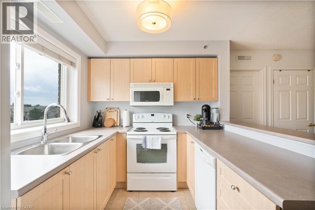 4450 FAIRVIEW Street Unit# 304, Burlington, Ontario, L7L7K7 — Photo 11