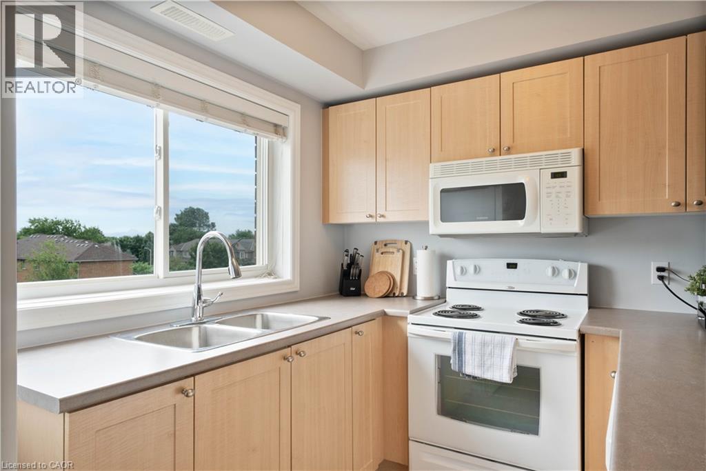 4450 FAIRVIEW Street Unit# 304, Burlington, Ontario, L7L7K7 — Photo 13