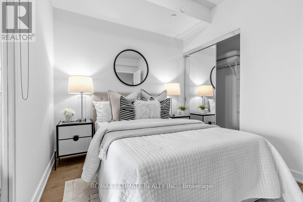 2508 - 330 RICHMOND STREET W, Toronto (Waterfront Communities), Ontario, M5V1X2 — Photo 13