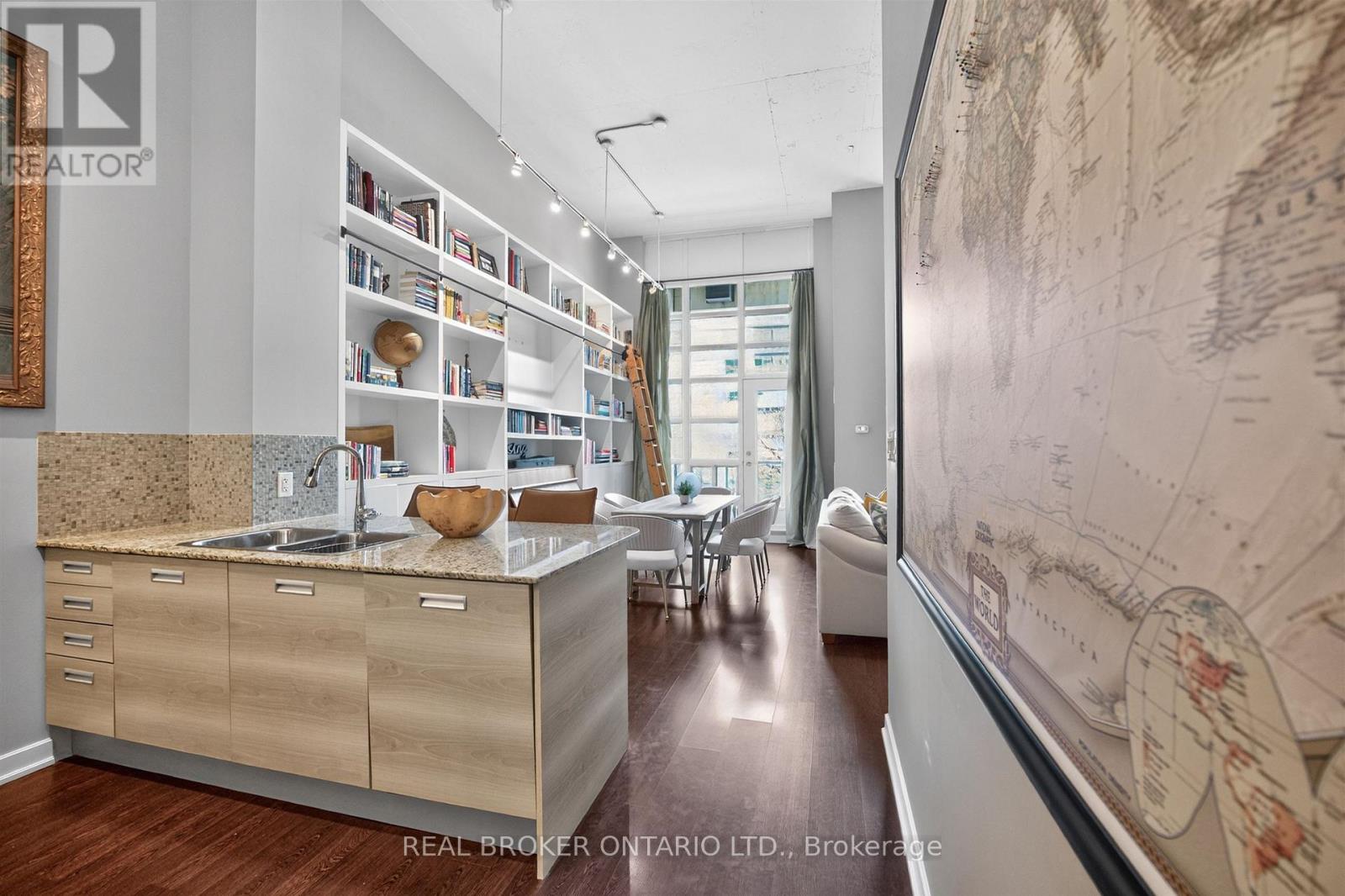 209 - 380 MACPHERSON AVENUE, Toronto (Casa Loma), Ontario, M4V3E3 — Photo 5