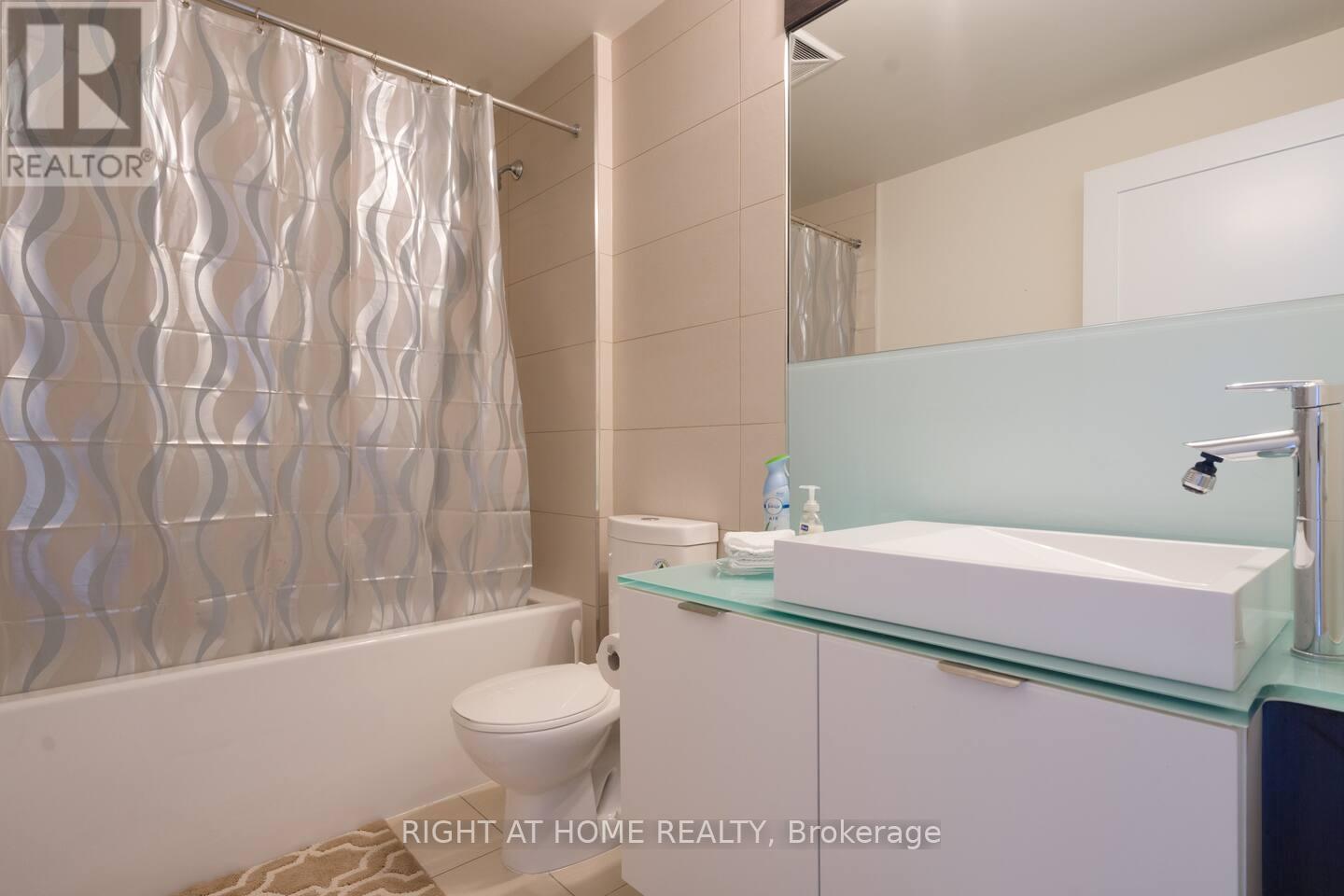 2512 - 300 FRONT STREET W, Toronto (Waterfront Communities), Ontario, M5V0E9 — Photo 18