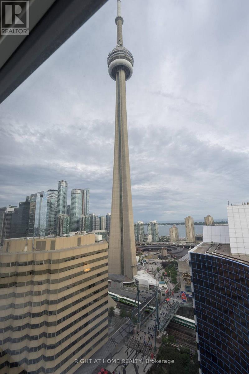 2512 - 300 FRONT STREET W, Toronto (Waterfront Communities), Ontario, M5V0E9 — Photo 3