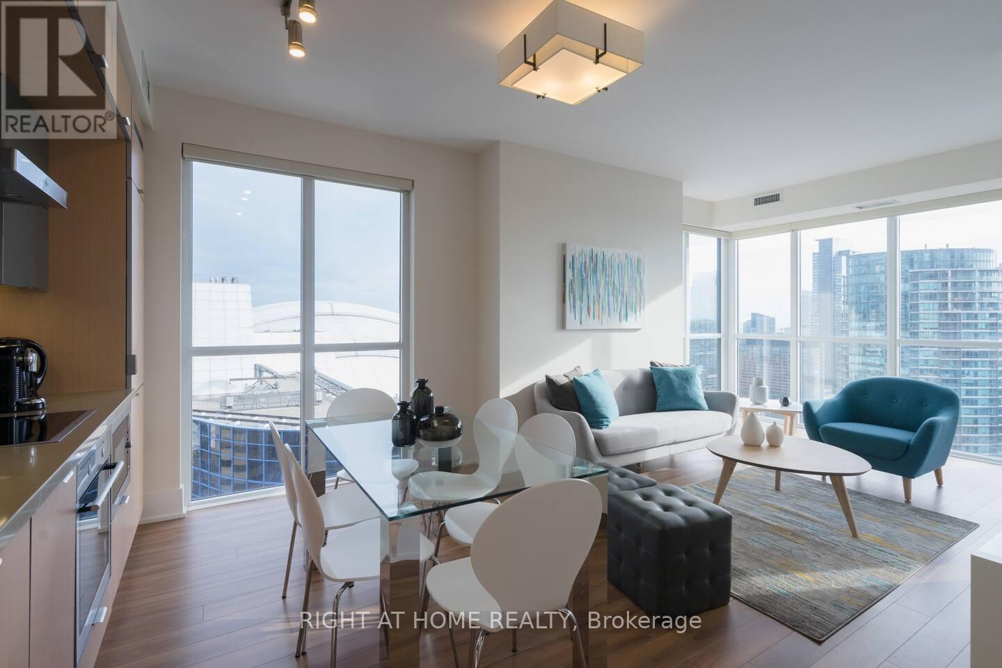 2512 - 300 FRONT STREET W, Toronto (Waterfront Communities), Ontario, M5V0E9 — Photo 8