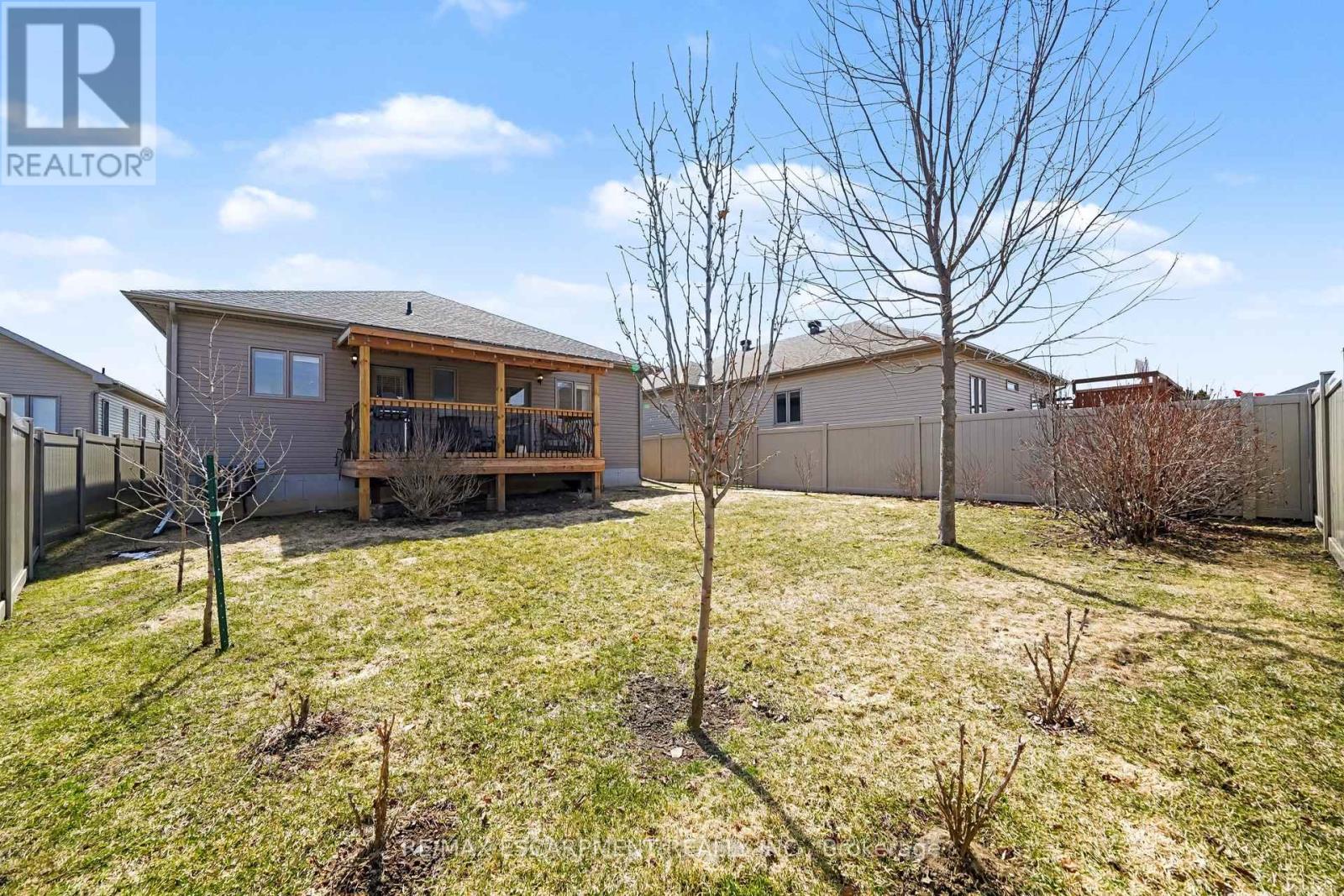 7 SENATORS GATE DRIVE, Perth, Ontario, K7H0B5 — Photo 4