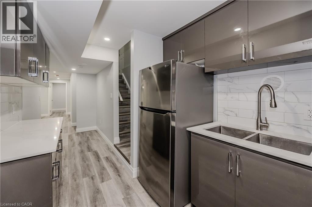 119 MONARCH WOODS Drive, Kitchener, Ontario, N2P0K2 — Photo 36