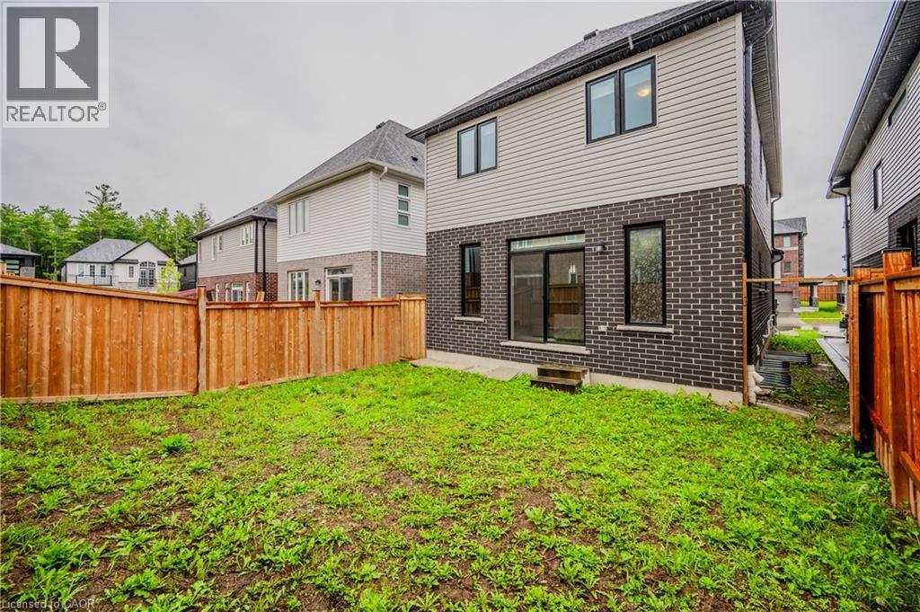 119 MONARCH WOODS Drive, Kitchener, Ontario, N2P0K2 — Photo 48