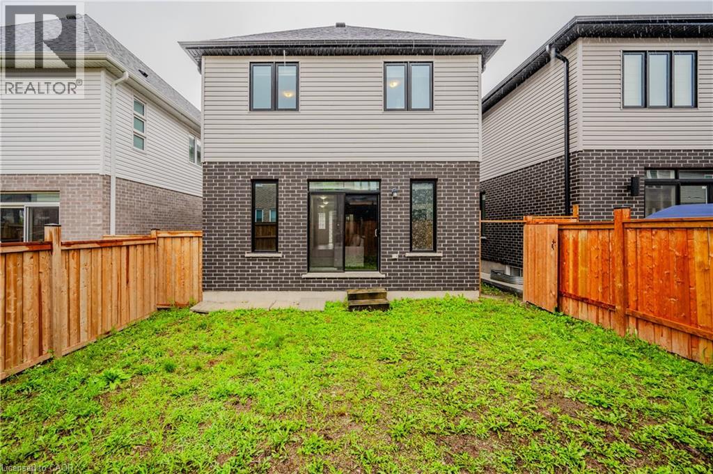 119 MONARCH WOODS Drive, Kitchener, Ontario, N2P0K2 — Photo 49