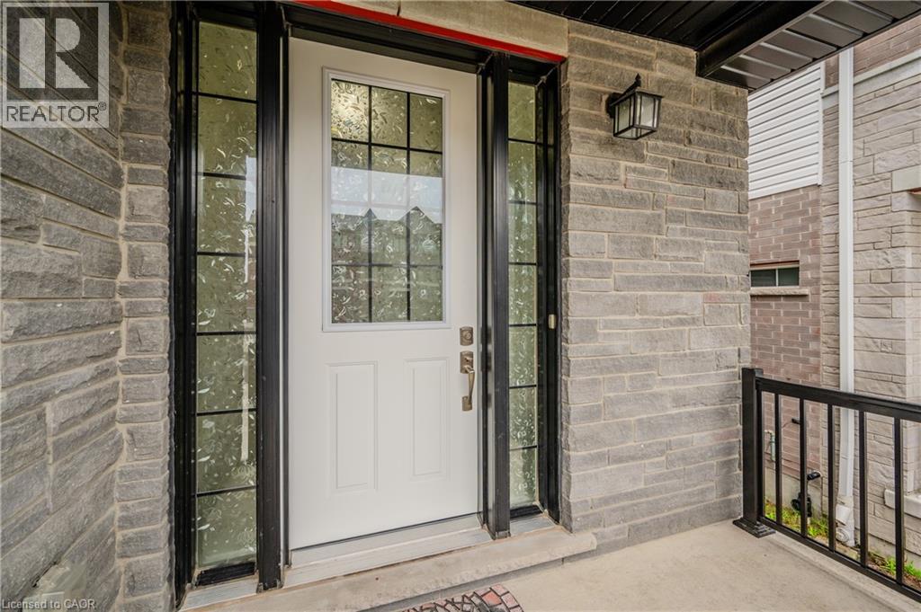 119 MONARCH WOODS Drive, Kitchener, Ontario, N2P0K2 — Photo 5