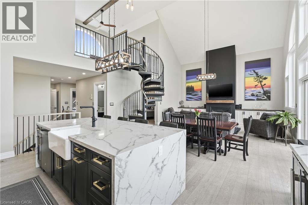 207 BEACH Boulevard, Hamilton, Ontario, L8H6V8 — Photo 13