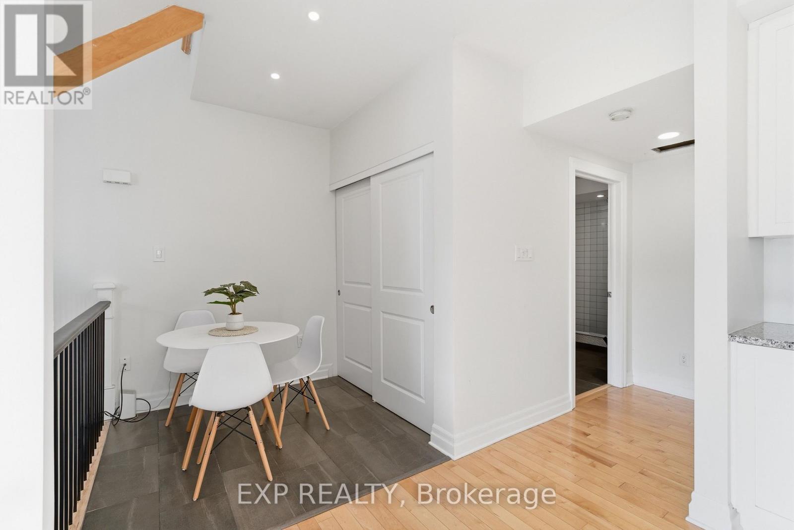 28 MEACH PRIVATE, Ottawa, Ontario, K2S0T8 — Photo 11