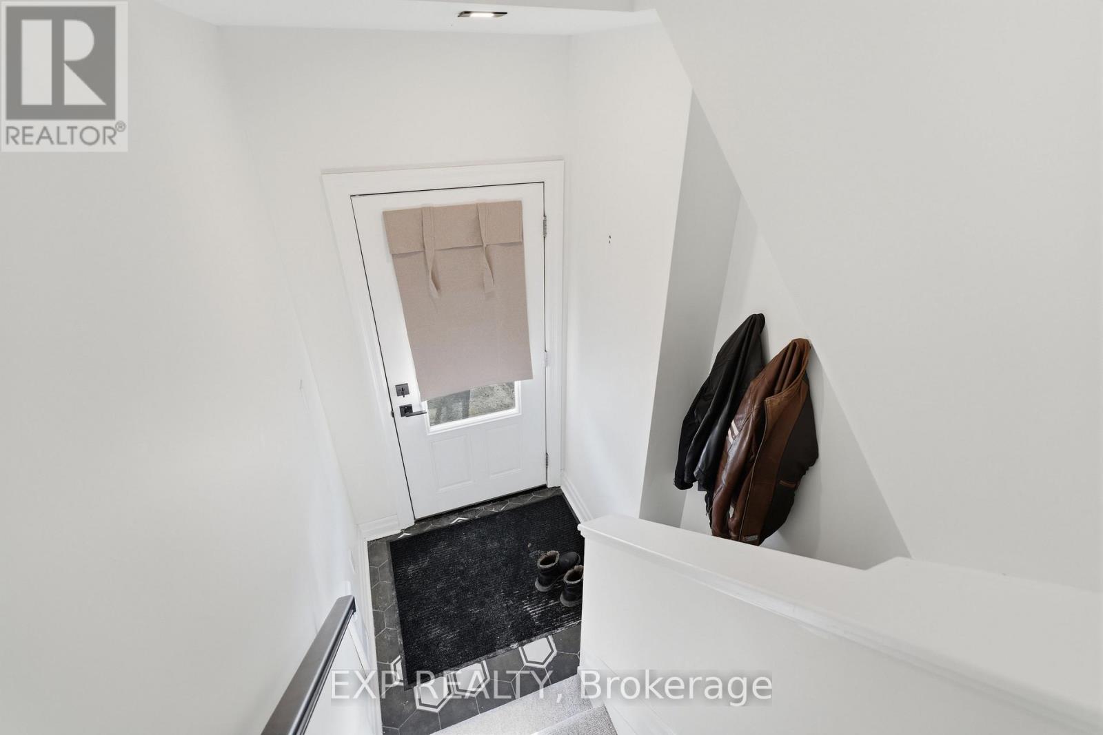 28 MEACH PRIVATE, Ottawa, Ontario, K2S0T8 — Photo 25