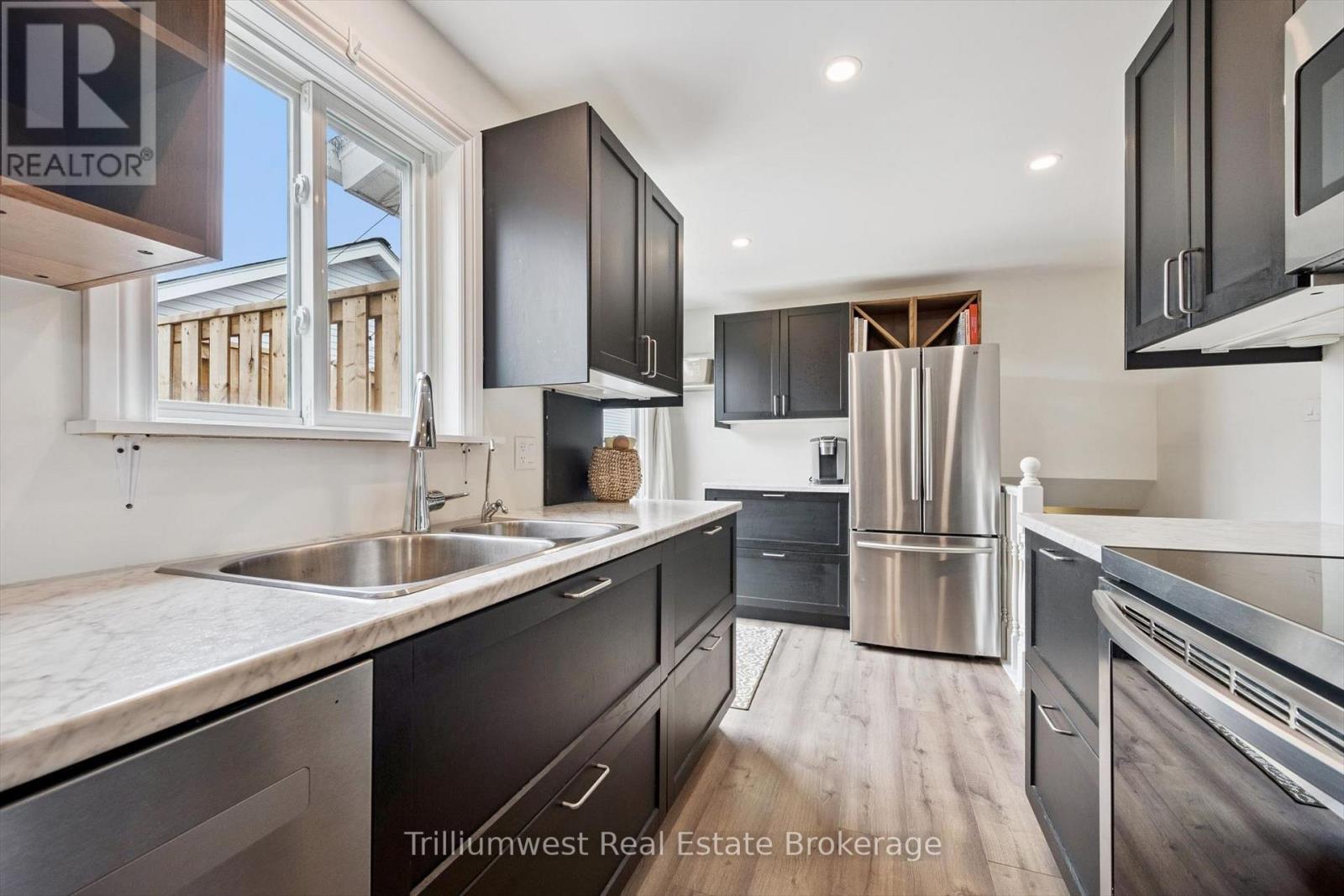 185 FORREST AVENUE E, Wilmot, Ontario, N3A1X8 — Photo 5