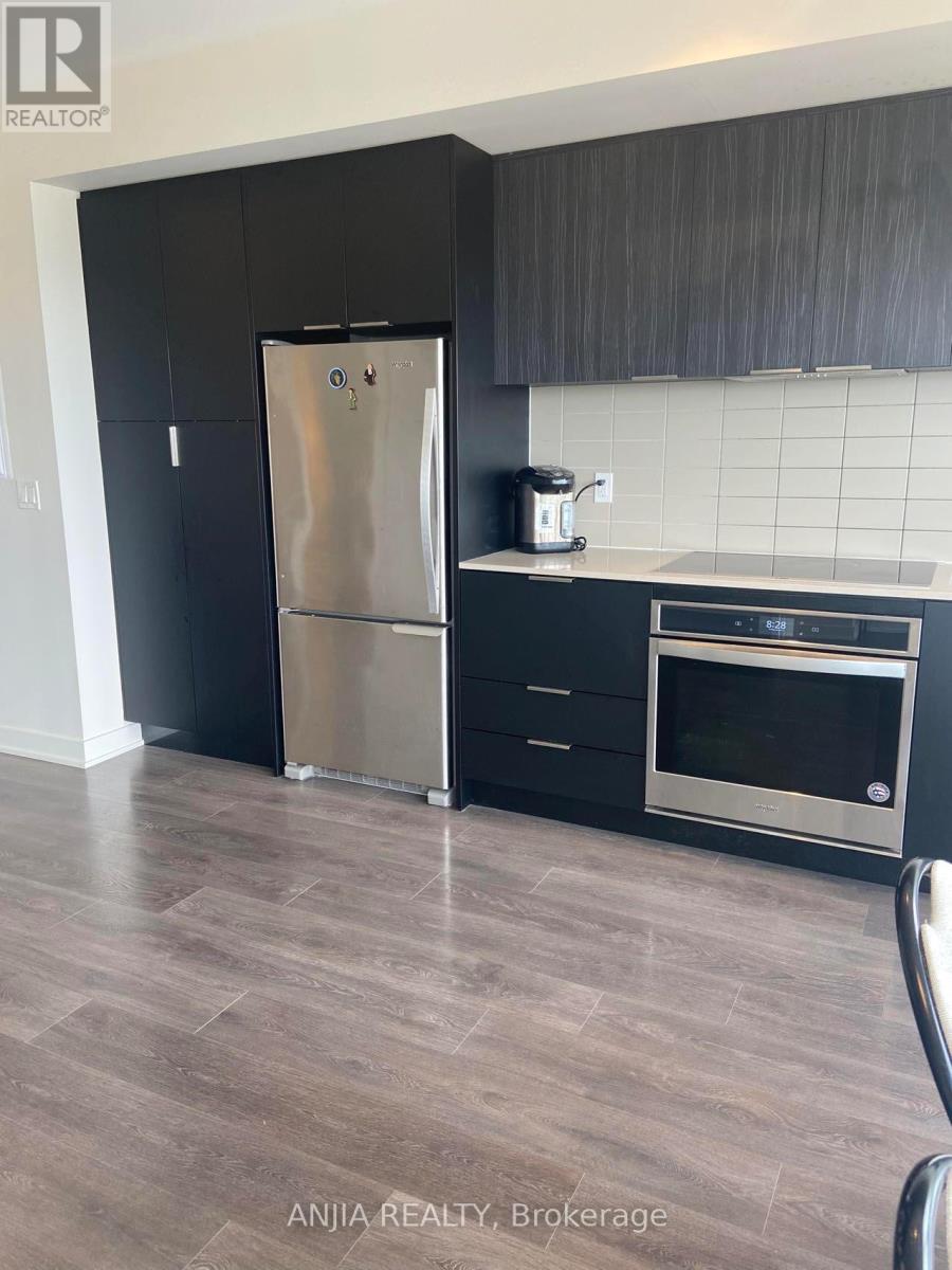 1807 - 6 SONIC WAY, Toronto (Flemingdon Park), Ontario, M3C0P1 — Photo 2