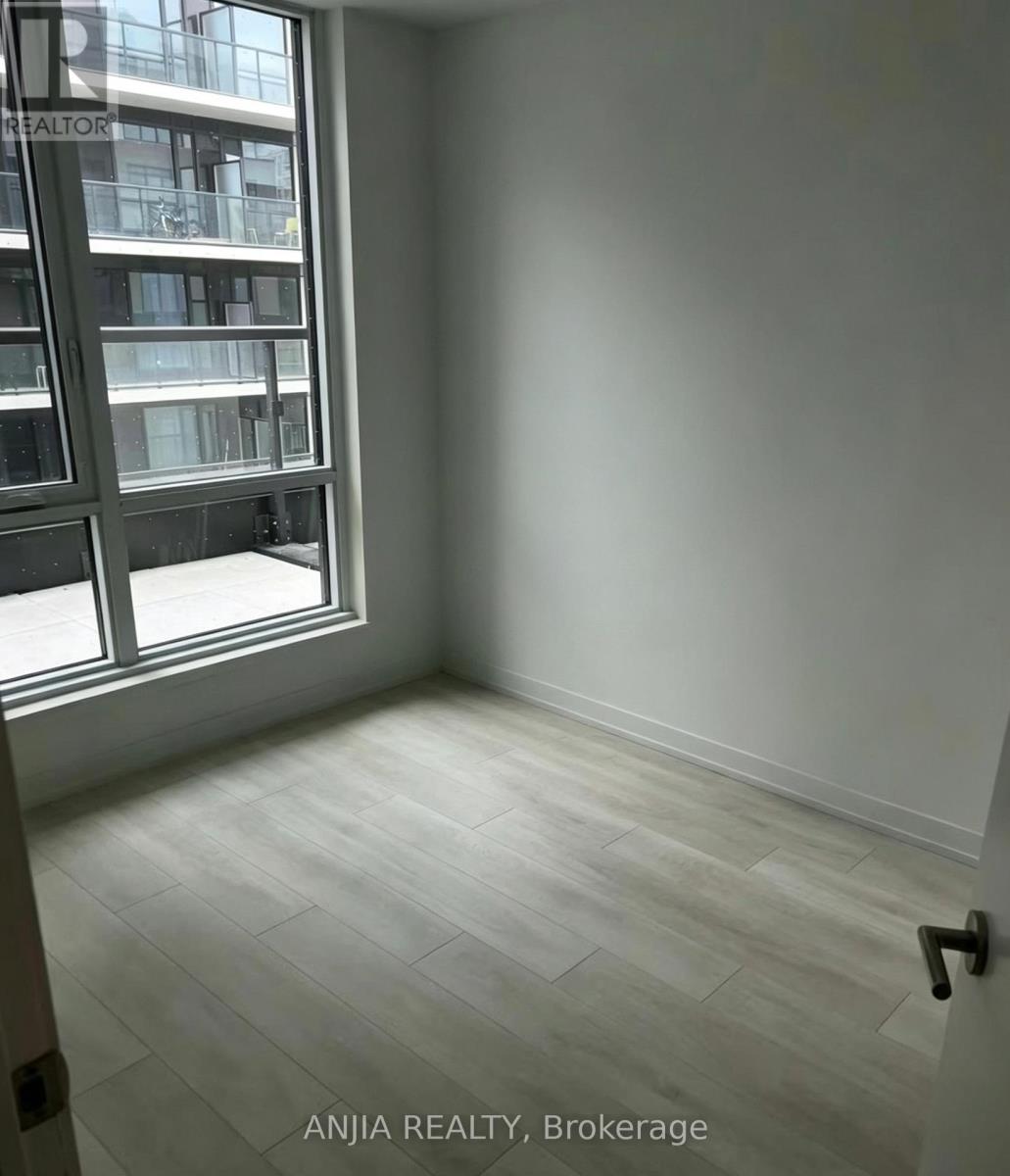 D420 - 8 BEVERLEY GLEN BOULEVARD, Vaughan (Beverley Glen), Ontario, L4J8N8 — Photo 3