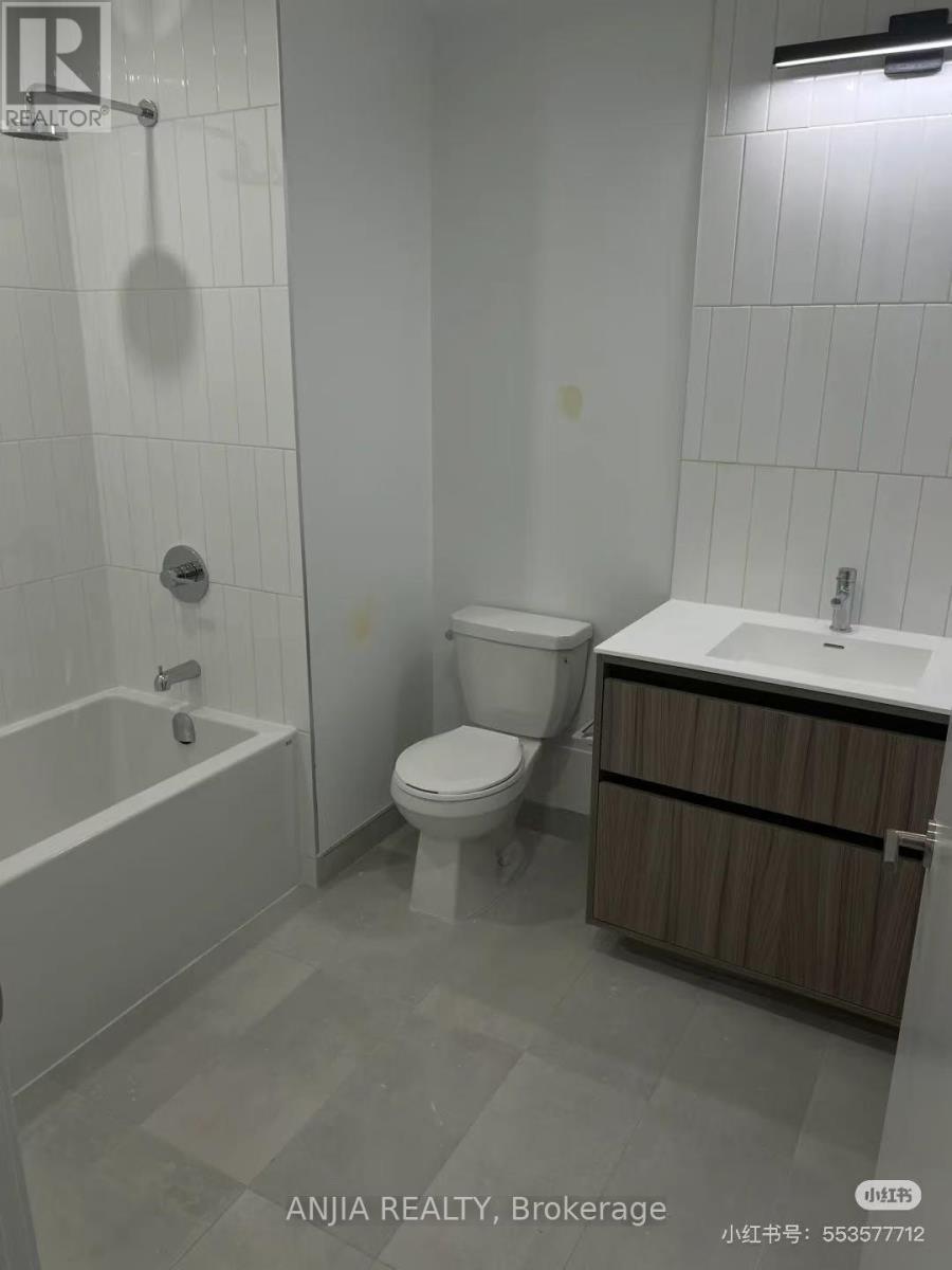 D420 - 8 BEVERLEY GLEN BOULEVARD, Vaughan (Beverley Glen), Ontario, L4J8N8 — Photo 4