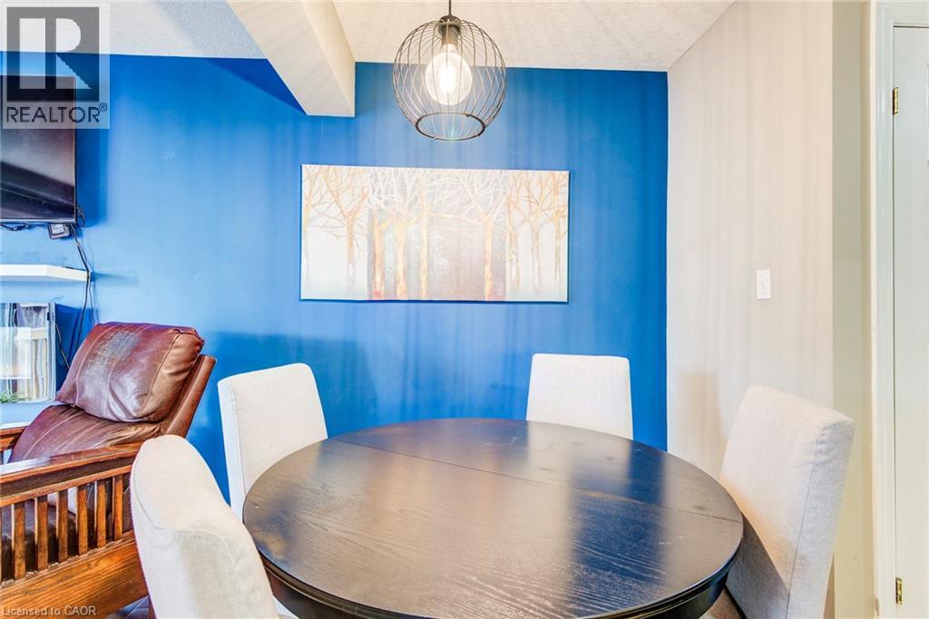 972 STRASBURG Road Unit# 10, Kitchener, Ontario, N2E2K4 — Photo 14