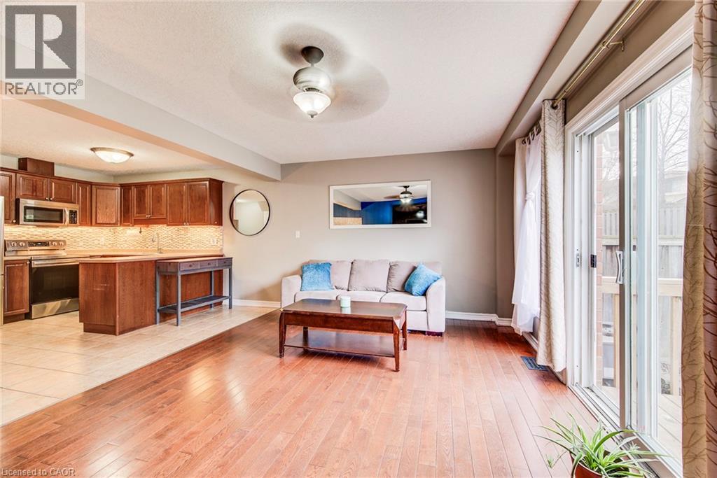 972 STRASBURG Road Unit# 10, Kitchener, Ontario, N2E2K4 — Photo 16