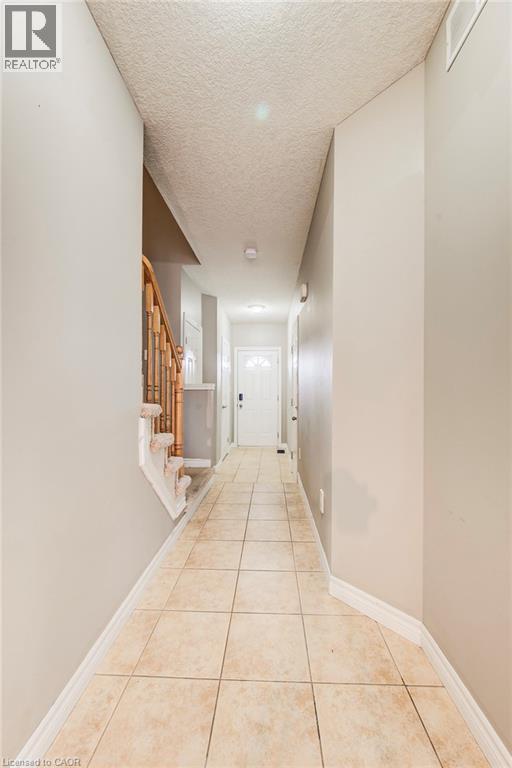 972 STRASBURG Road Unit# 10, Kitchener, Ontario, N2E2K4 — Photo 7