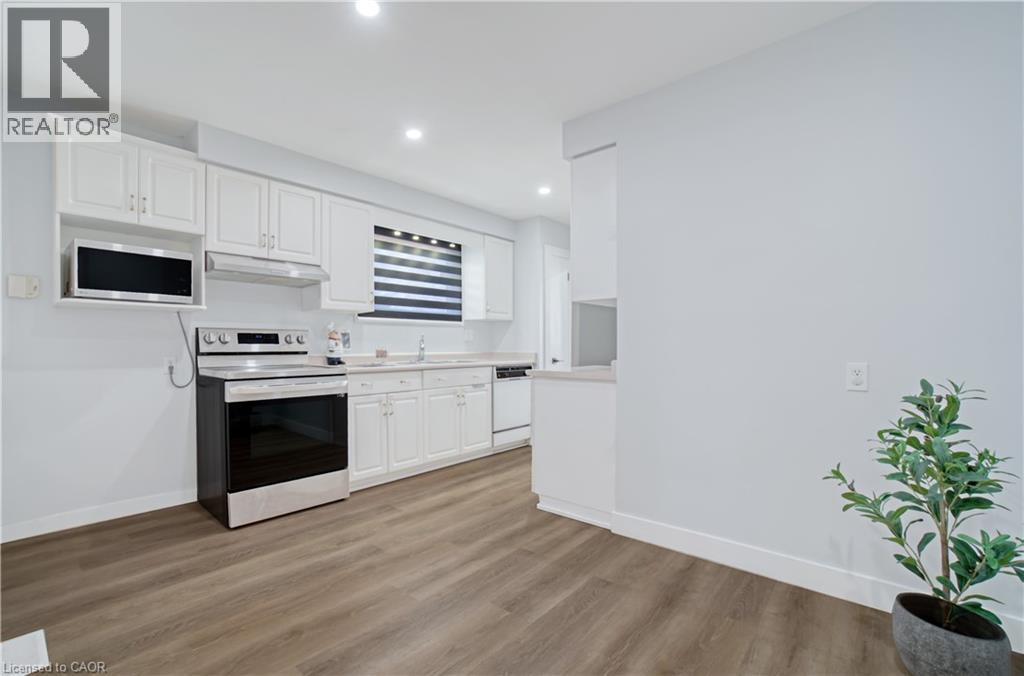 60 LYSANDA Avenue, London, Ontario, N5Z4L3 — Photo 10
