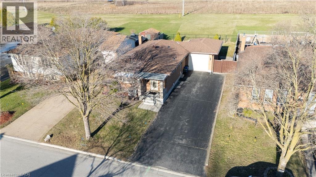60 LYSANDA Avenue, London, Ontario, N5Z4L3 — Photo 3