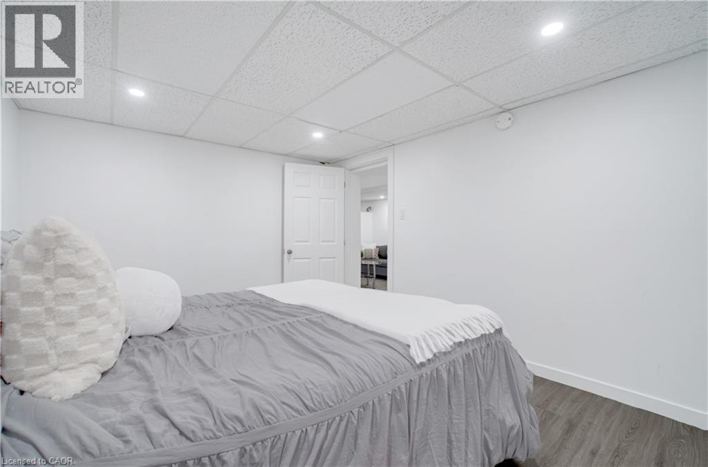 60 LYSANDA Avenue, London, Ontario, N5Z4L3 — Photo 31