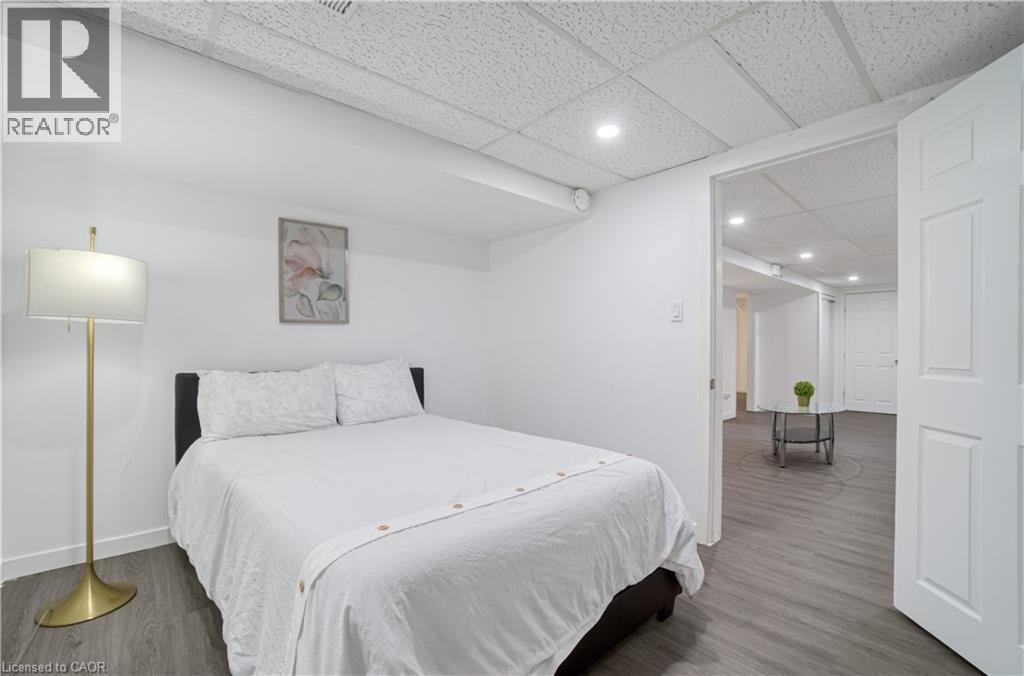 60 LYSANDA Avenue, London, Ontario, N5Z4L3 — Photo 34