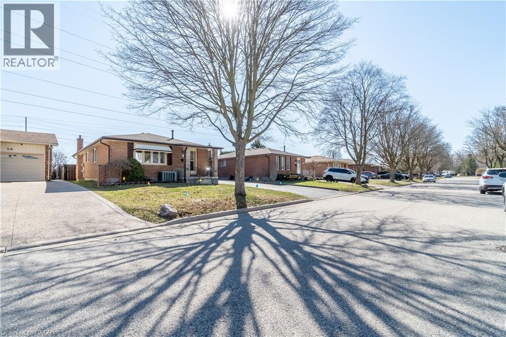 60 LYSANDA Avenue, London, Ontario, N5Z4L3 — Photo 4