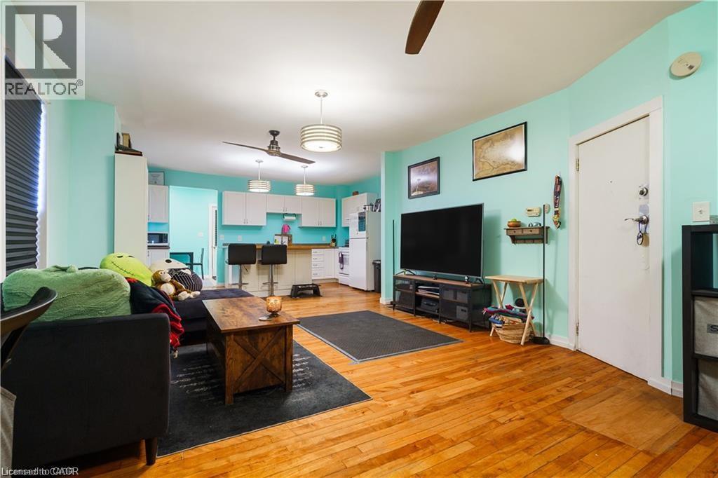 219 AVONDALE Street, Hamilton, Ontario, L8L7C4 — Photo 3