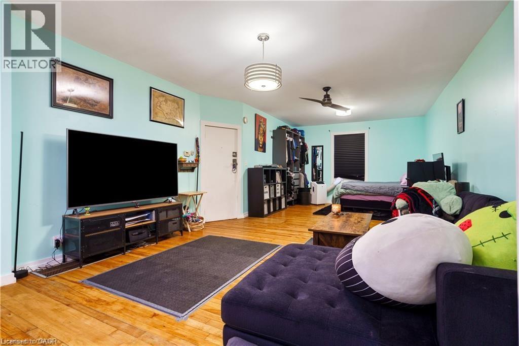 219 AVONDALE Street, Hamilton, Ontario, L8L7C4 — Photo 4