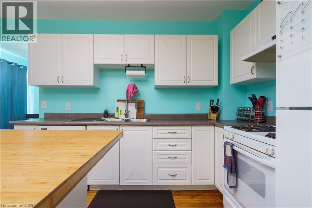 219 AVONDALE Street, Hamilton, Ontario, L8L7C4 — Photo 7