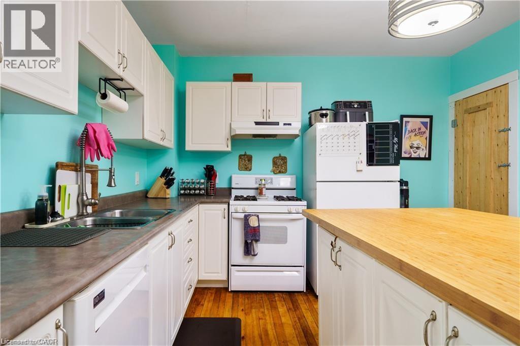 219 AVONDALE Street, Hamilton, Ontario, L8L7C4 — Photo 8