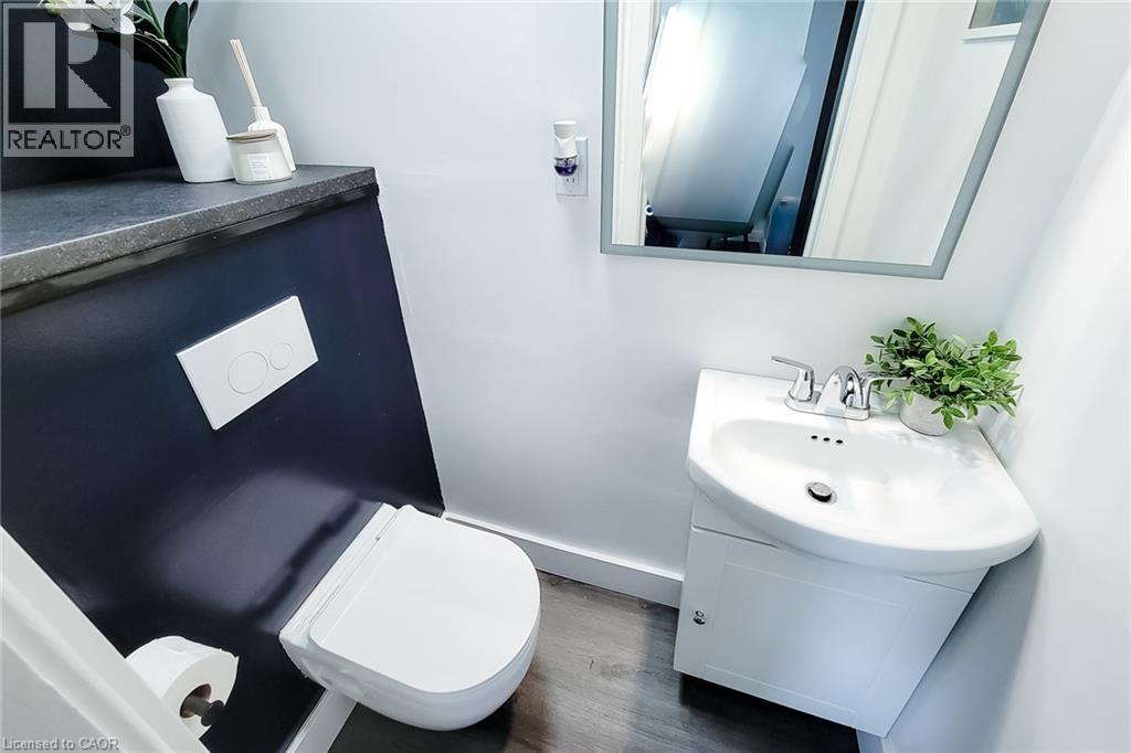 5 MARTHA Street, Hamilton, Ontario, L8H2B8 — Photo 20