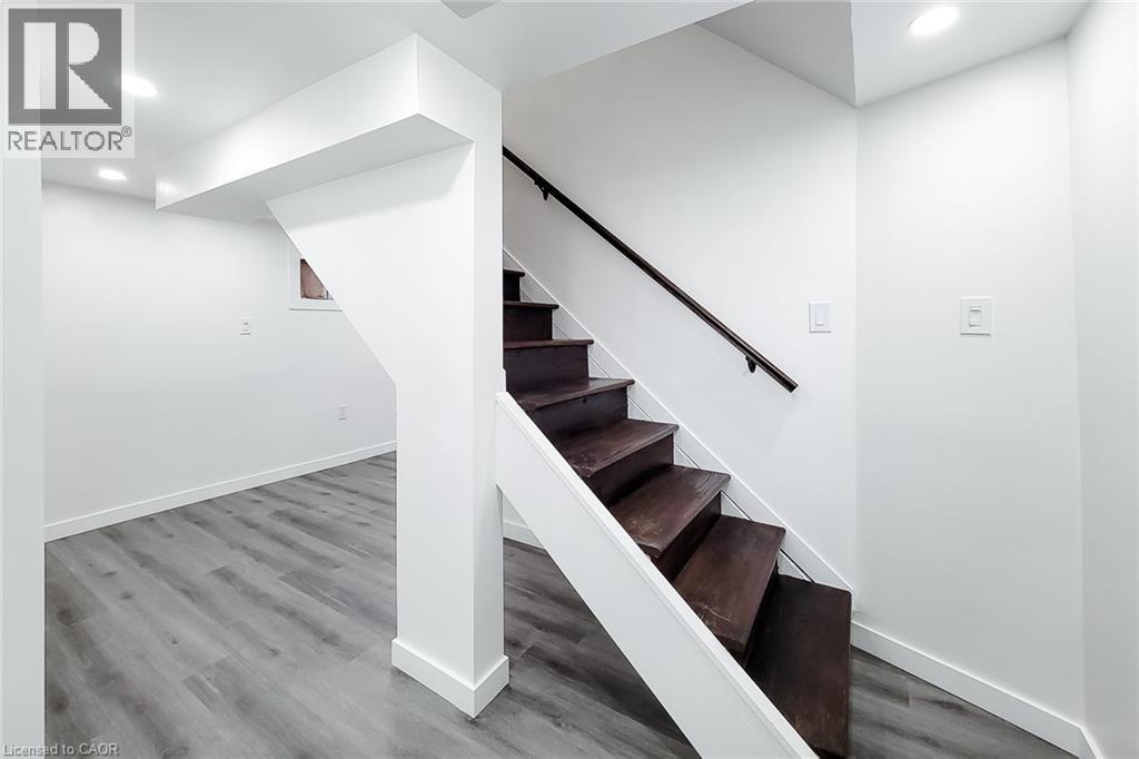 5 MARTHA Street, Hamilton, Ontario, L8H2B8 — Photo 26