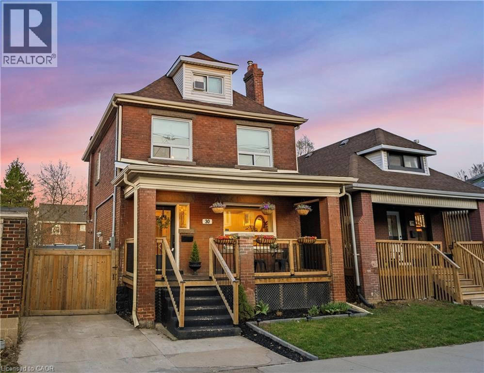 30 LOTTRIDGE Street, Hamilton, Ontario, L8L6T5 — Photo 2