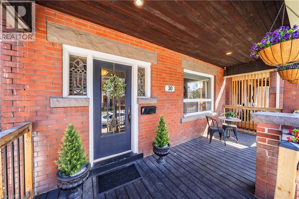 30 LOTTRIDGE Street, Hamilton, Ontario, L8L6T5 — Photo 5